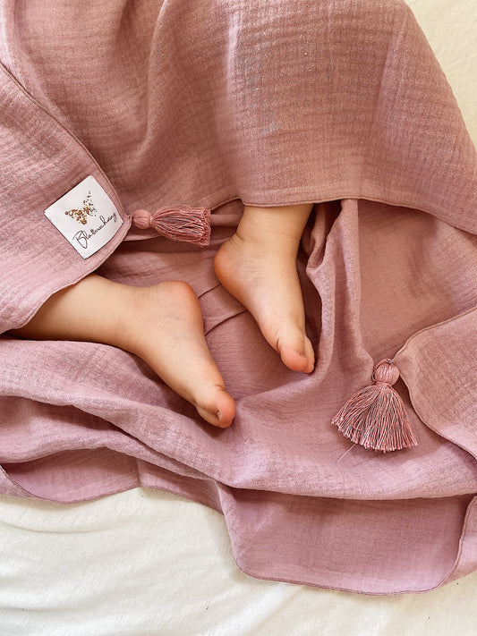 Musselin Babydecke
Musselin Decke
Musselin Babydecke Sommer
Musselin Decke Baby
Musselintuch Baby
Musselintuch Baby Rosa
Musselintuch Baby Beige
XL Musselintuch
Kuschelweiche Baby Musselintücher
Pucktuch Baby Musselin
Stilltuch Baby Musselin
Kuscheltuch Baby
