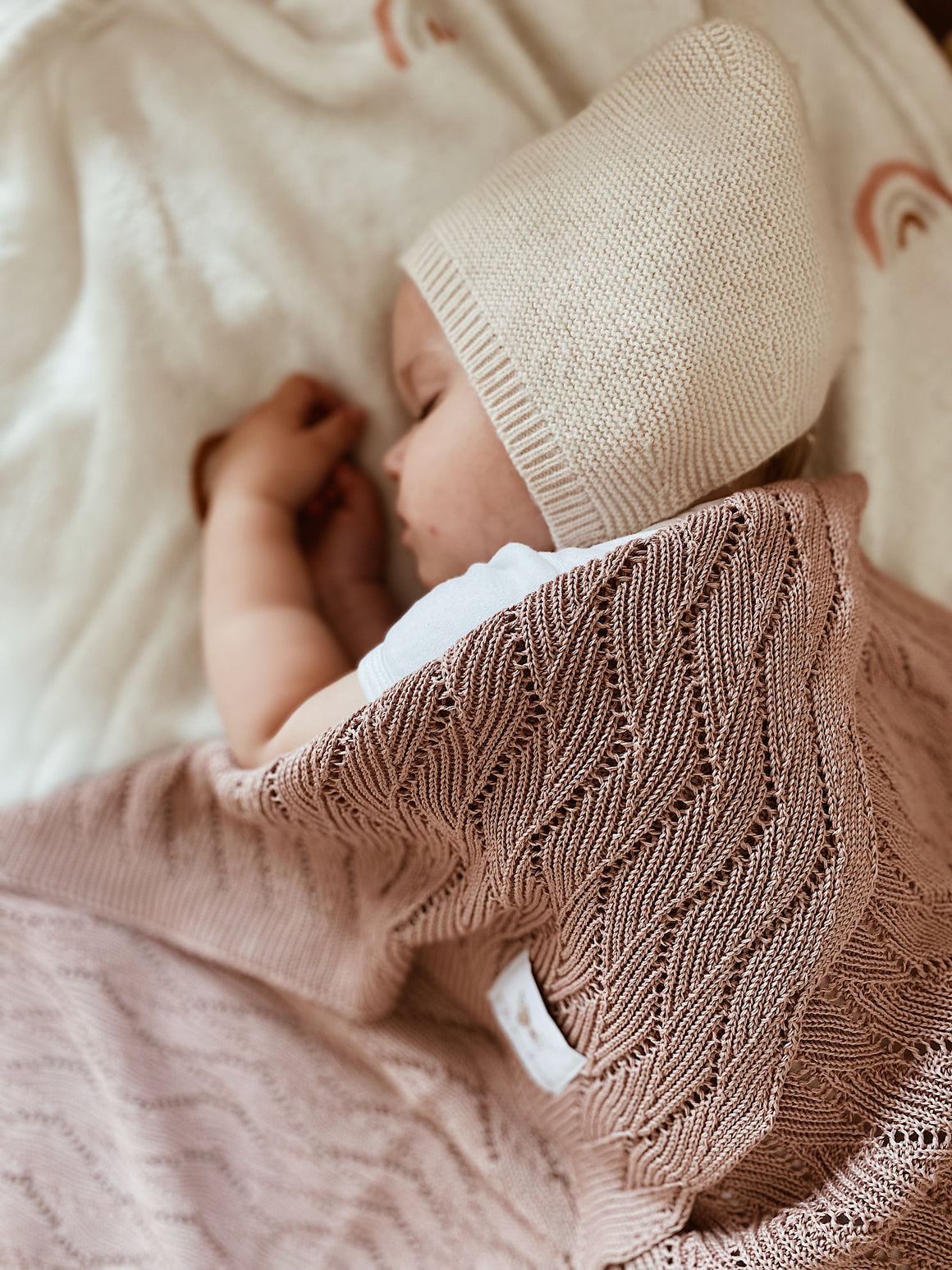 Babydecke Baumwolle Rosa
Sommerdecke Baby Rosa
Babydecke rosa
Kuscheldecke Baby 
Strickdecke Baby
Gestrickte Babydecke Rosa