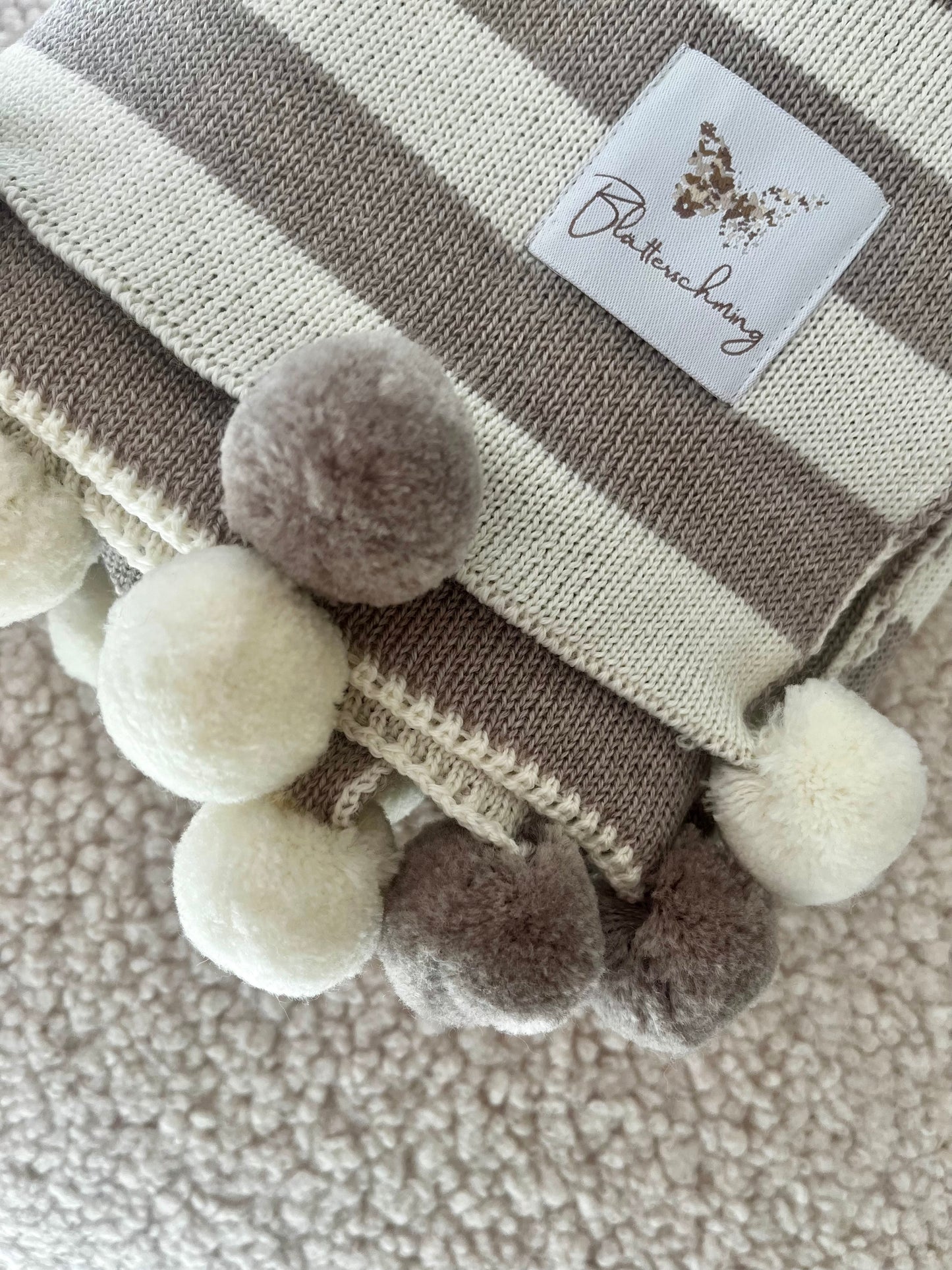 Babydecke aus Merinowolle gestreift