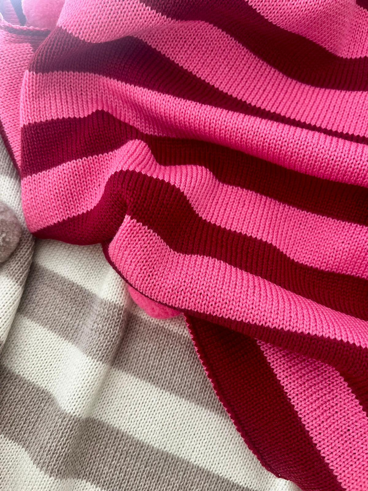 Babydecke aus Merinowolle gestreift