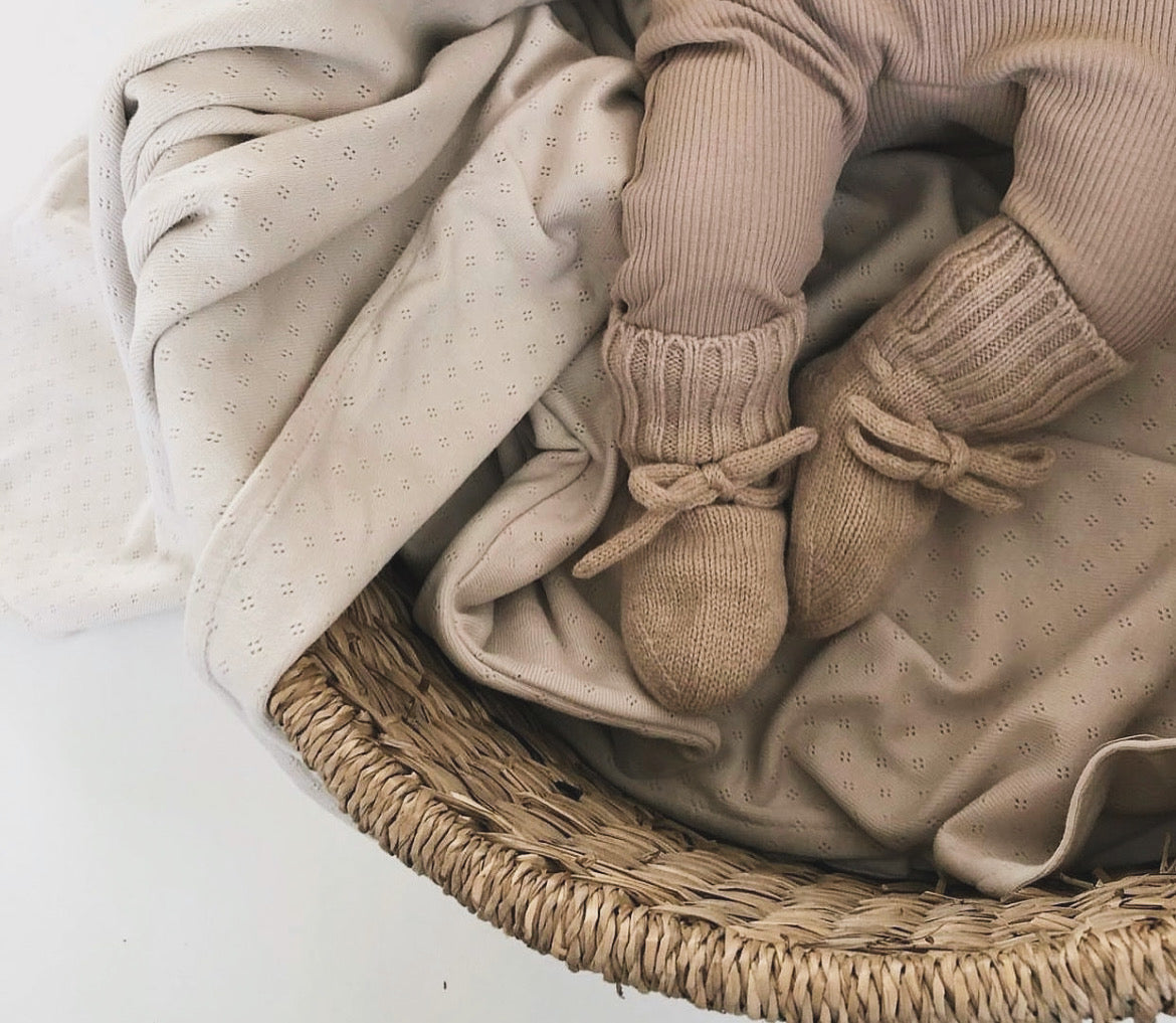 Babyschuhe Merinowolle
Gestrickte Babyschuhe
Kuschelweiche Babyschuhe
Babyschuhe gestrickt
Merinowolle Socken Baby
merino baby Socken
merino babykleidung