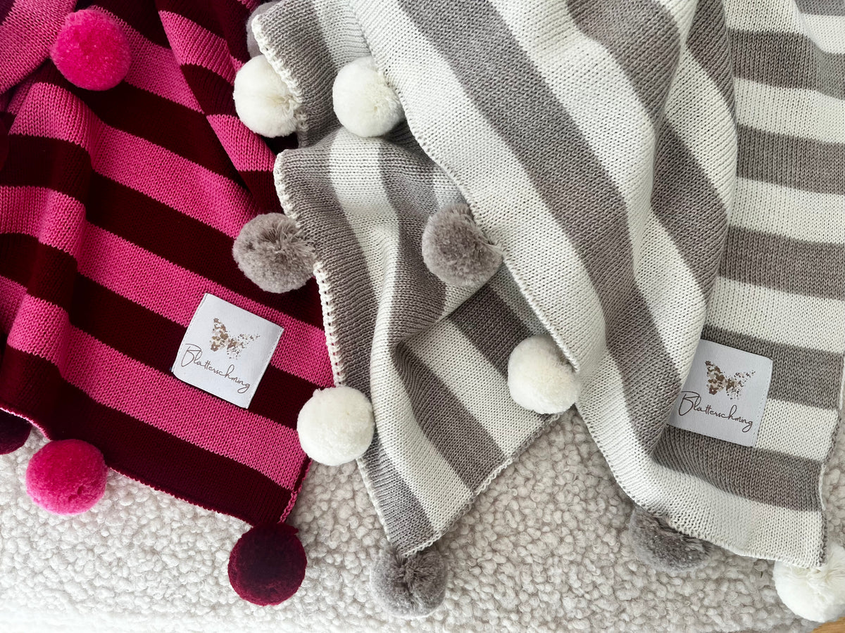 Babydecke aus Merinowolle gestreift