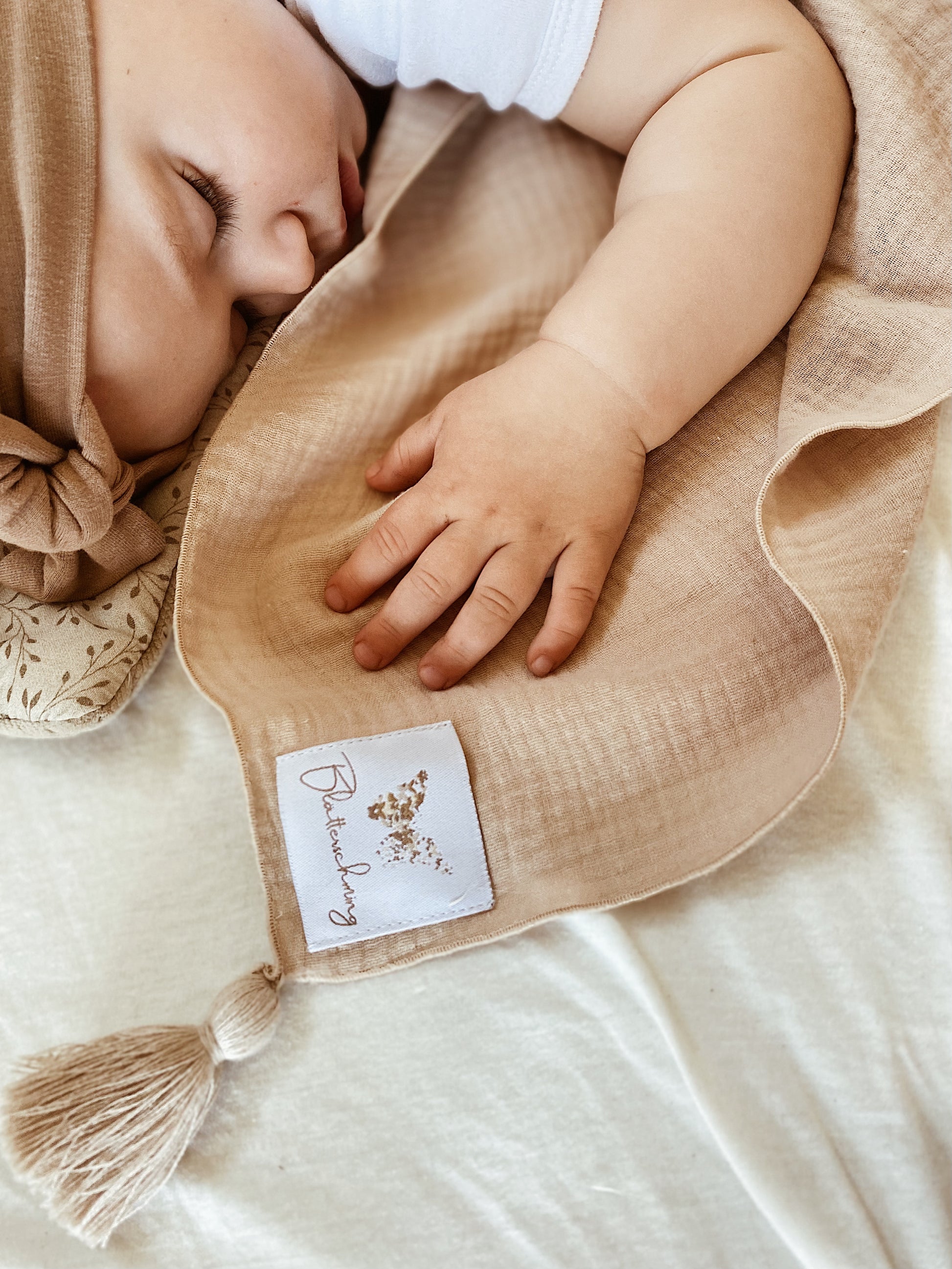 Musselin Babydecke
Musselin Decke
Musselin Babydecke Sommer
Musselin Decke Baby
Musselintuch Baby
Musselintuch Baby Rosa
Musselintuch Baby Beige
XL Musselintuch
Kuschelweiche Baby Musselintücher
Pucktuch Baby Musselin
Stilltuch Baby Musselin
Kuscheltuch Baby