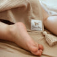 Musselin Babydecke
Musselin Decke
Musselin Babydecke Sommer
Musselin Decke Baby
Musselintuch Baby
Musselintuch Baby Rosa
Musselintuch Baby Beige
XL Musselintuch
Kuschelweiche Baby Musselintücher
Pucktuch Baby Musselin
Stilltuch Baby Musselin
Kuscheltuch Baby