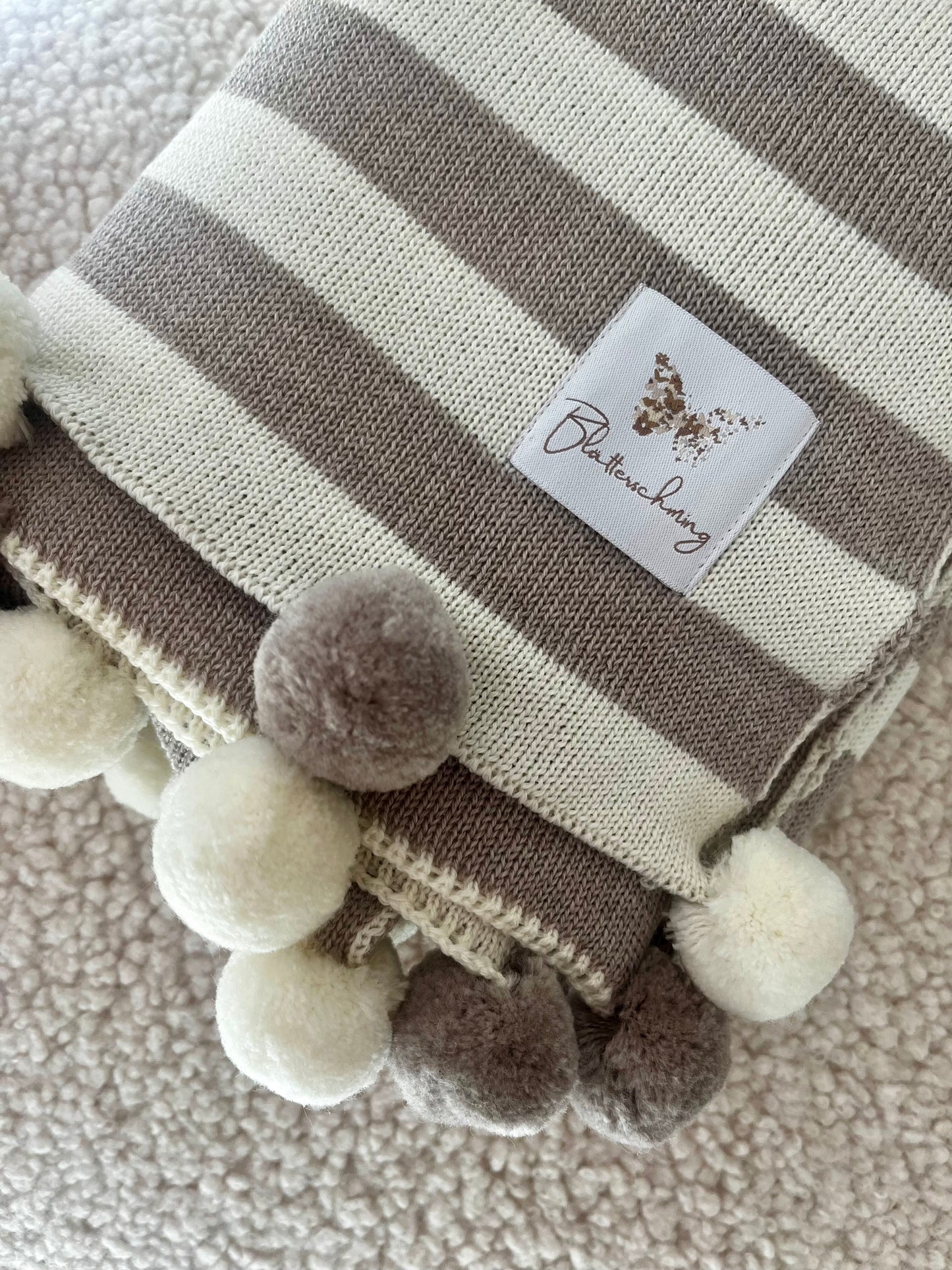 Babydecke aus Merinowolle gestreift