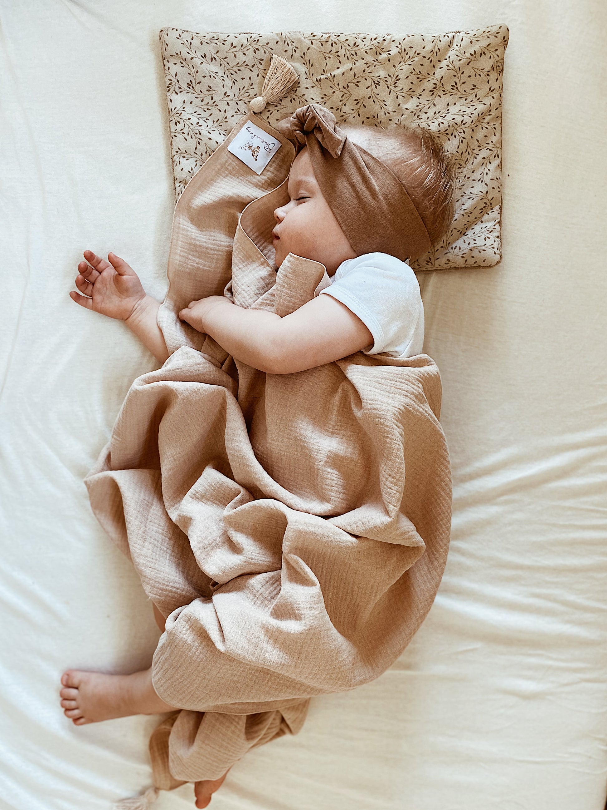 Musselin Babydecke
Musselin Decke
Musselin Babydecke Sommer
Musselin Decke Baby
Musselintuch Baby
Musselintuch Baby Rosa
Musselintuch Baby Beige
XL Musselintuch
Kuschelweiche Baby Musselintücher
Pucktuch Baby Musselin
Stilltuch Baby Musselin
Kuscheltuch Baby
