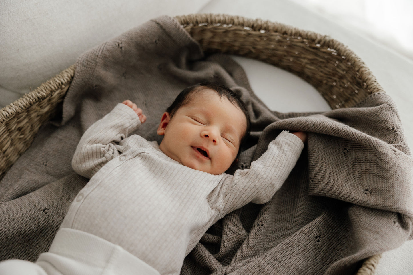 Limitierte Auflage: Babydecke Merino Taupe