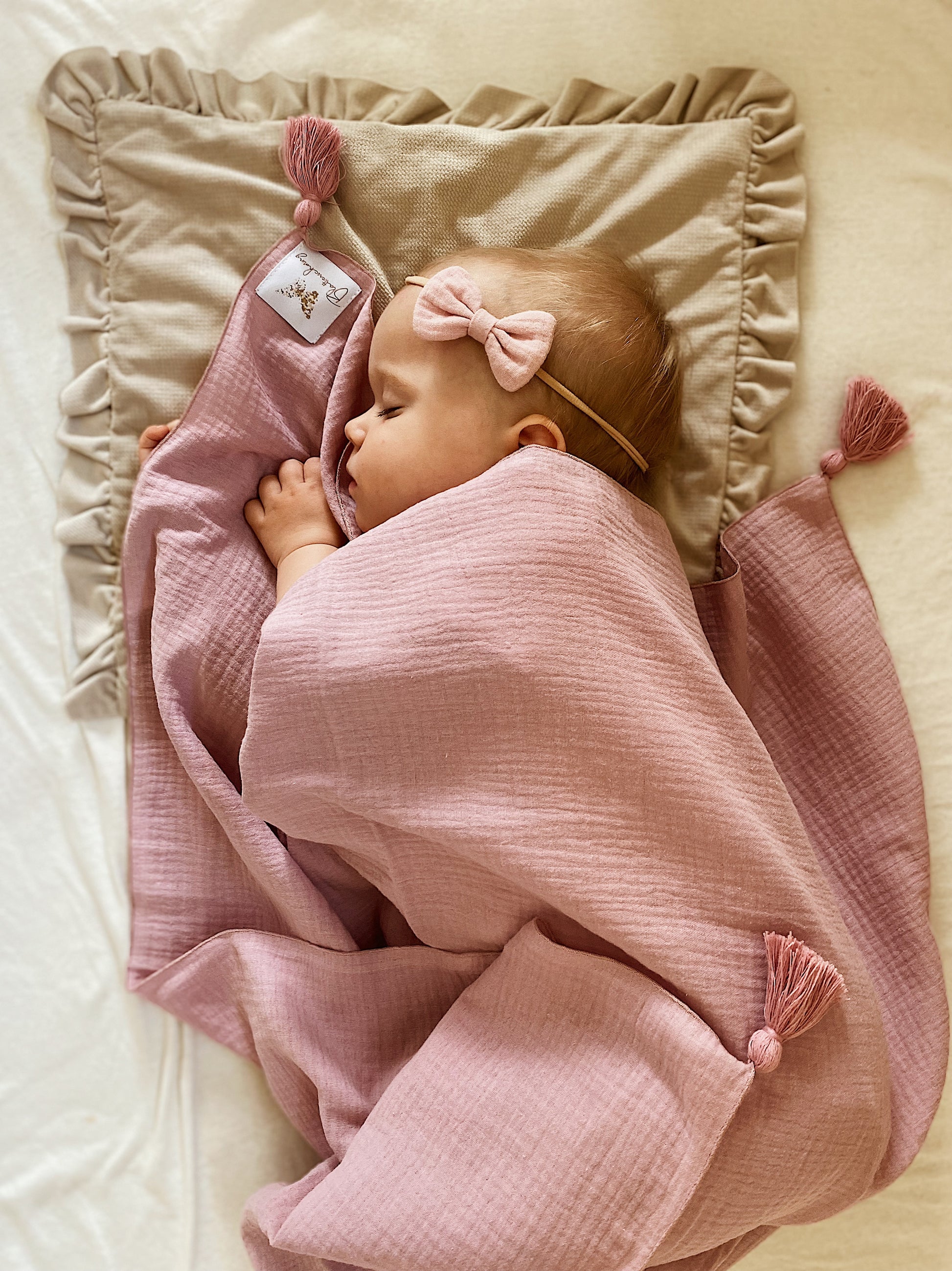 Musselin Babydecke
Musselin Decke
Musselin Babydecke Sommer
Musselin Decke Baby
Musselintuch Baby
Musselintuch Baby Rosa
Musselintuch Baby Beige
XL Musselintuch
Kuschelweiche Baby Musselintücher
Pucktuch Baby Musselin
Stilltuch Baby Musselin
Kuscheltuch Baby