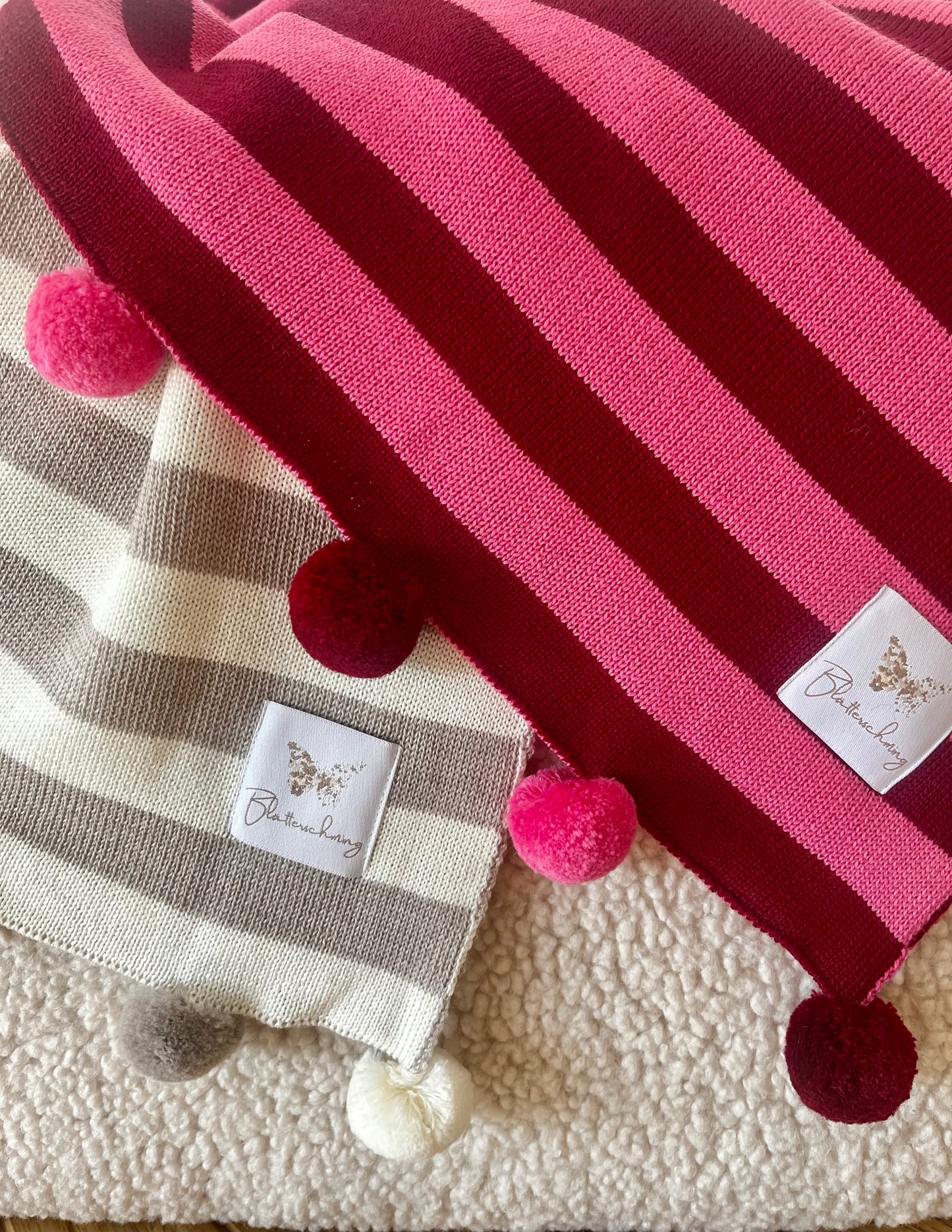 Babydecke aus Merinowolle gestreift
