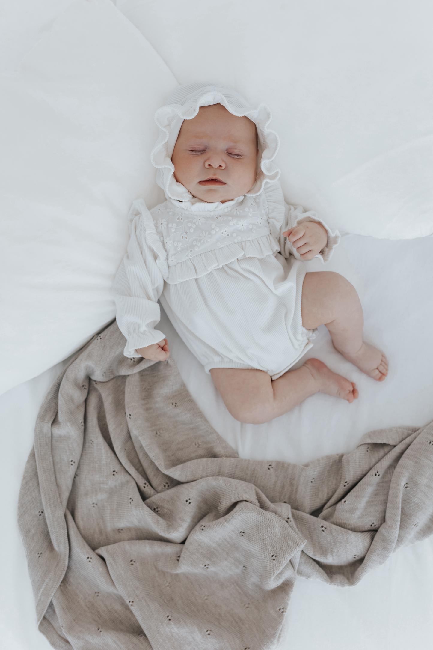Babydecke Merinwolle
Babydecke Merinowolle gestrickt
Babydecke Merinowolle Sommer
Babydecke Merinowolle Sand
Babydecke Merinowolle Sale
Strickdecke Baby
Kuscheldecke Baby
Erstausstattung Baby 