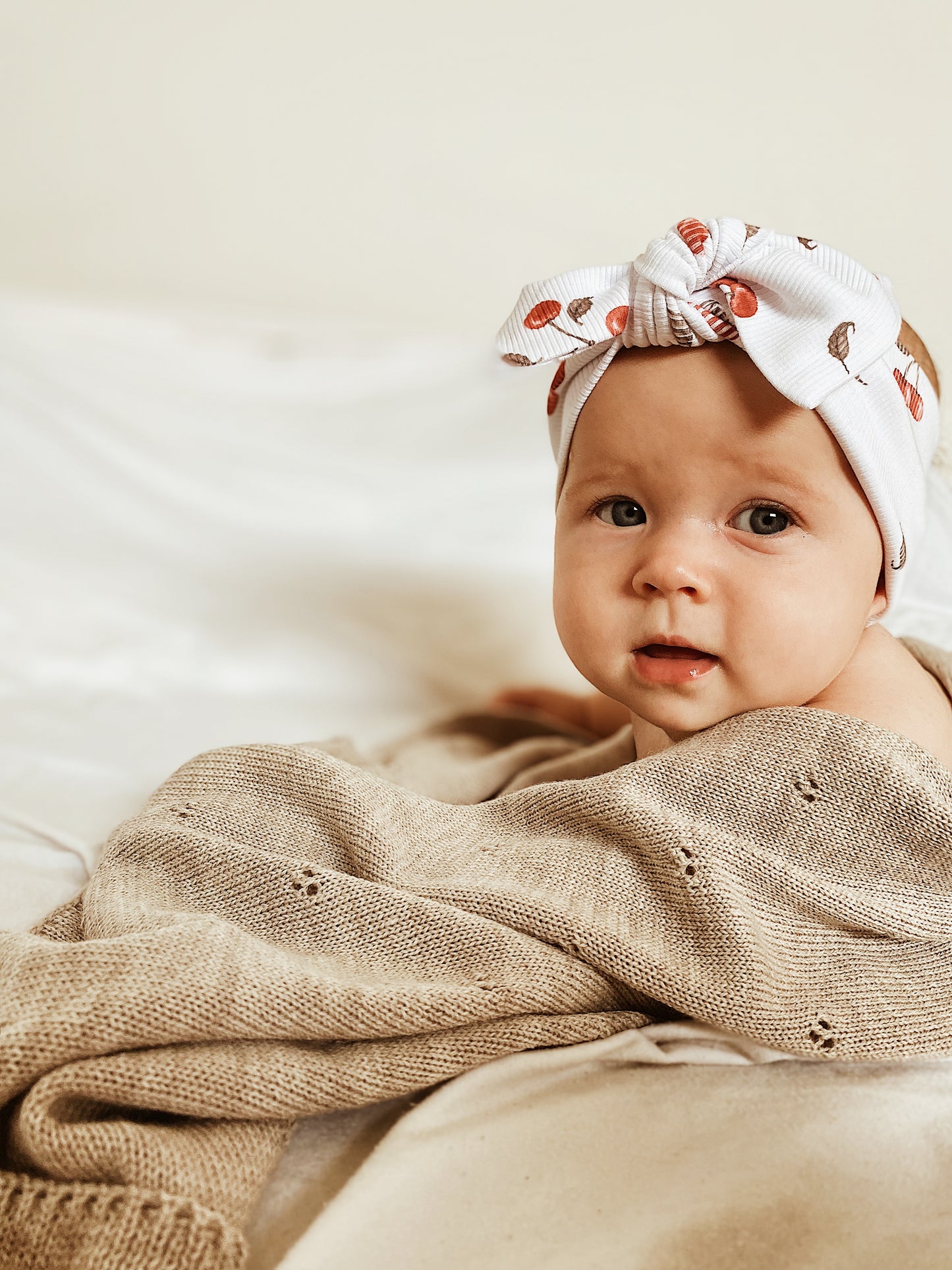Babydecke Merinwolle
Babydecke Merinowolle gestrickt
Babydecke Merinowolle Sommer
Babydecke Merinowolle Sand
Babydecke Merinowolle Sale
Strickdecke Baby
Kuscheldecke Baby
Erstausstattung Baby 