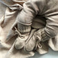Babyschuhe Merinowolle
Gestrickte Babyschuhe
Kuschelweiche Babyschuhe
Babyschuhe gestrickt
Merinowolle Socken Baby
merino baby Socken
merino babykleidung