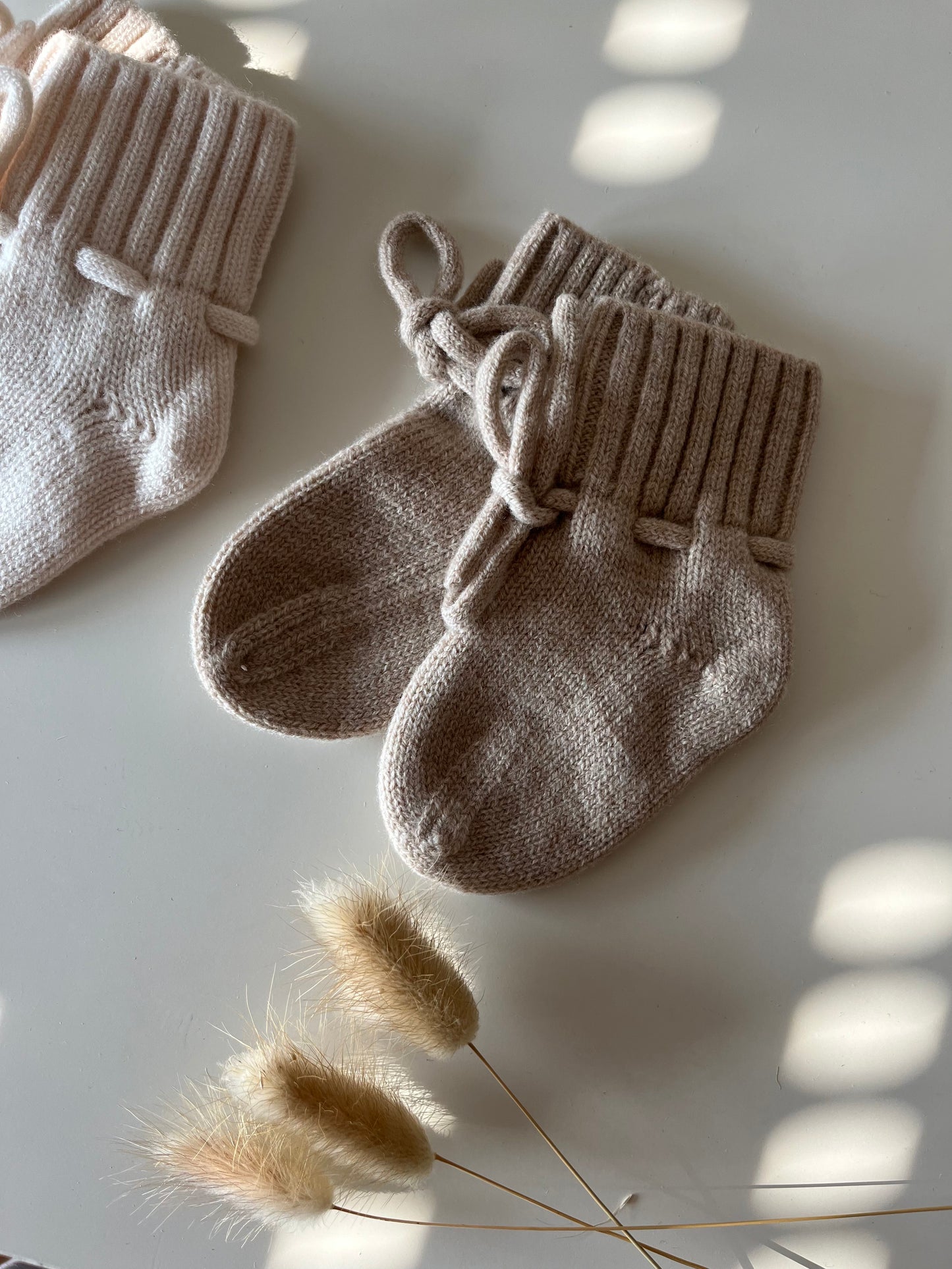Babyschuhe Merinowolle
Gestrickte Babyschuhe
Kuschelweiche Babyschuhe
Babyschuhe gestrickt
Merinowolle Socken Baby
merino baby Socken
merino babykleidung