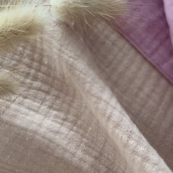 Musselin Babydecke
Musselin Decke
Musselin Babydecke Sommer
Musselin Decke Baby
Musselintuch Baby
Musselintuch Baby Rosa
Musselintuch Baby Beige
XL Musselintuch
Kuschelweiche Baby Musselintücher
Pucktuch Baby Musselin
Stilltuch Baby Musselin
Kuscheltuch Baby